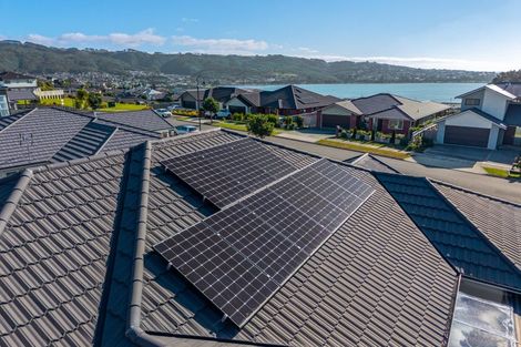 Photo of property in 17 Waitaria Terrace, Aotea, Porirua, 5024