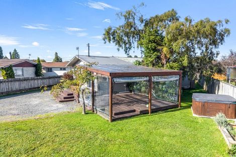 Photo of property in 17 Barnard Road, Fairy Springs, Rotorua, 3015