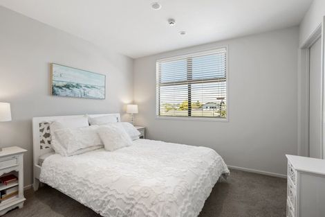 Photo of property in 5/392 Hibiscus Coast Highway, Orewa, 0931