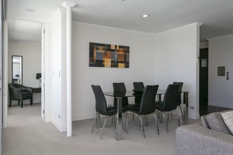 Photo of property in 225 Lake Terrace, Waipahihi, Taupo, 3330