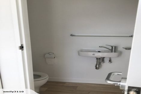 Photo of property in 178 Onepu Road, Lyall Bay, Wellington, 6022