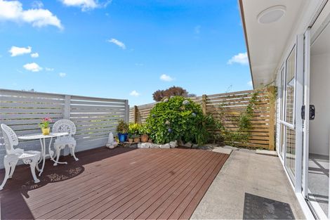 Photo of property in 130h Lakeside Drive, Orewa, 0931