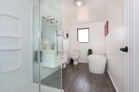 Photo of property in 13 George Street, Bulls, 4818