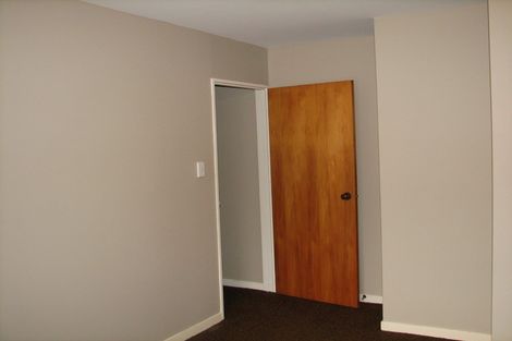 Photo of property in 8c Kruse Place, Redwood, Christchurch, 8051