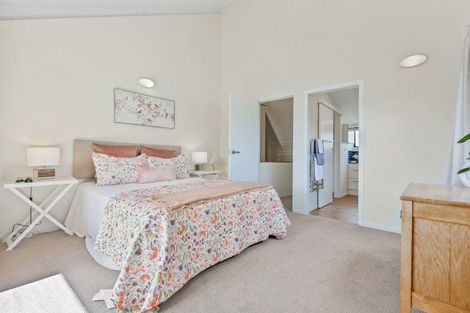 Photo of property in 1/33 Penzance Road, Mairangi Bay, Auckland, 0630
