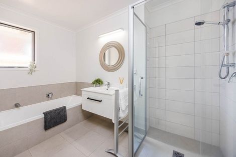 Photo of property in 14 Huamanu Street, Pukekohe, 2120