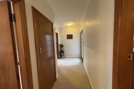 Photo of property in 1 Durie Vale Road, Durie Hill, Whanganui, 4500