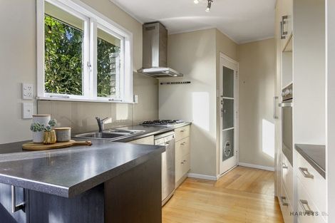 Photo of property in 121 Captain Scott Road, Glen Eden, Auckland, 0602