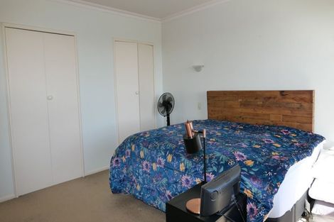 Photo of property in 8 Tui Crescent, Waikanae, 5036