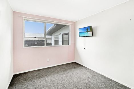 Photo of property in 27 Cross Street, Castlecliff, Whanganui, 4501