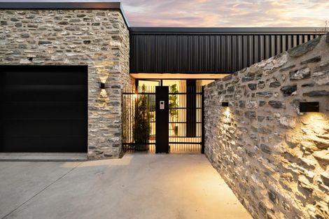 Photo of property in 95 Frankton Road, Queenstown, 9300