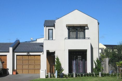 Photo of property in 52 Gunner Drive, Te Atatu Peninsula, Auckland, 0610