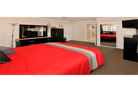 Photo of property in 74 Cortina Avenue, Johnsonville, Wellington, 6037