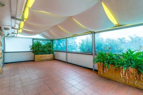 Photo of property in 16 Roick Parade, Glen Eden, Auckland, 0602