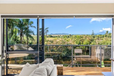 Photo of property in 381 Cove Road, Waipu, 0582