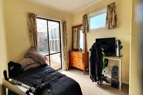 Photo of property in 52 Trafalgar Street, Levin, 5510