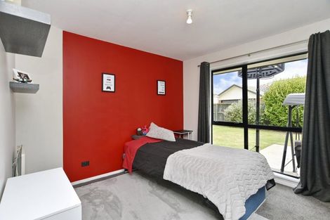 Photo of property in 225 Kingsbury Avenue, Rangiora, 7400