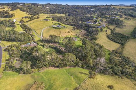 Photo of property in 42 Manuka Grove, Helensville, 0875