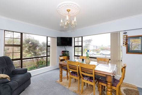Photo of property in 14 Peter Hall Drive, Kelvin Grove, Palmerston North, 4414