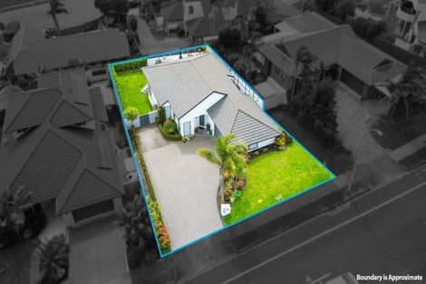 Photo of property in 47 Loloma Drive, Half Moon Bay, Auckland, 2012
