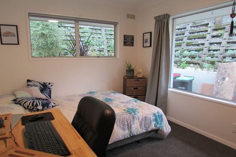 Photo of property in 26 Voelas Road, Lyttelton, 8082
