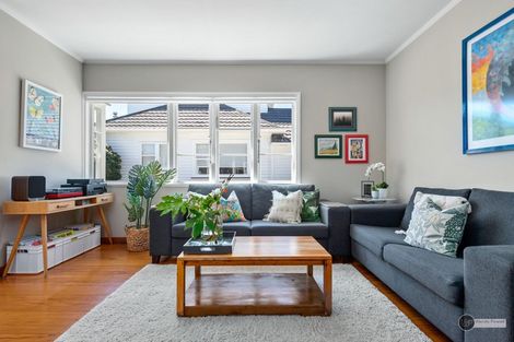 Photo of property in 227 Riverside Drive, Waterloo, Lower Hutt, 5011