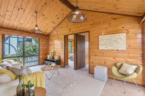Photo of property in 43 Palmyra Way, Half Moon Bay, Auckland, 2012