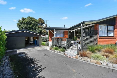 Photo of property in 8 Lorraine Place, Glenview, Hamilton, 3206