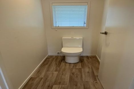 Photo of property in 1/4 Chevron Place, Castor Bay, Auckland, 0620
