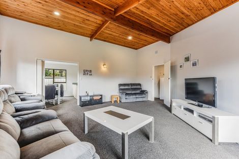 Photo of property in 27 Browning Crescent, Stoke, Nelson, 7011