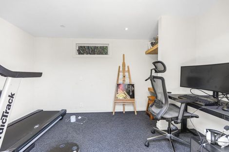 Photo of property in 20 Parris Street, Moturoa, New Plymouth, 4310