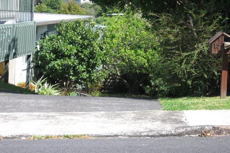 Photo of property in 1/15 Geoffrey Road, Torbay, Auckland, 0630