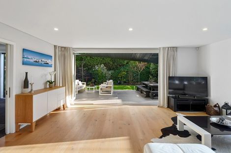 Photo of property in 37b Rossall Street, Merivale, Christchurch, 8014