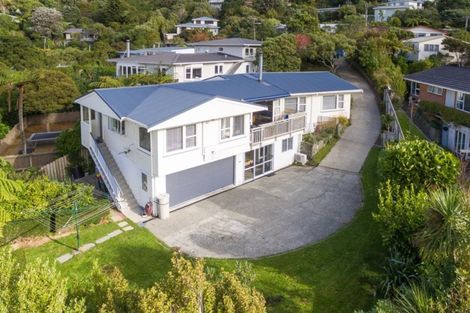 Photo of property in 50 Spencer Street, Crofton Downs, Wellington, 6035