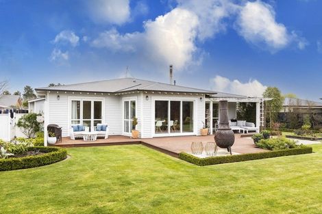 Photo of property in 9 Riverside Lane, Spencerville, Christchurch, 8083