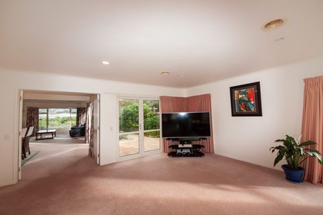 Photo of property in 3 Waverton Terrace, Churton Park, Wellington, 6037