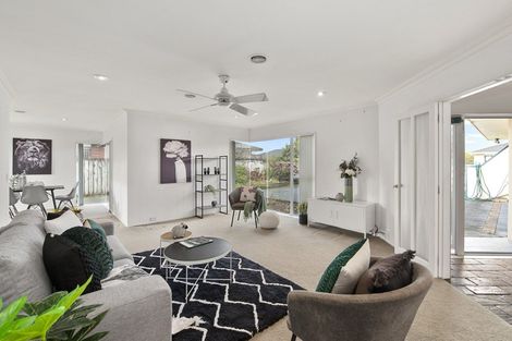 Photo of property in 32 Easton Way, Levin, 5510