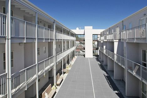 Photo of property in Luxford Villas, 308/72u Herald Street, Berhampore, Wellington, 6023