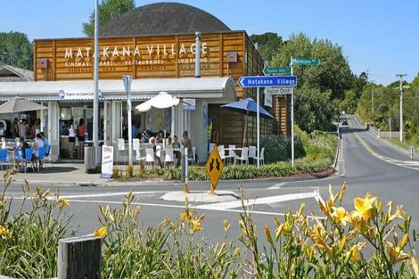 Photo of property in 14 Tiaki Lane, Matakana, 0985