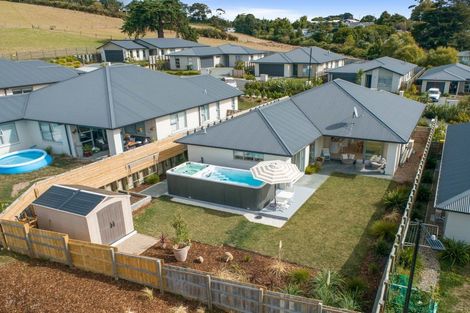 Photo of property in 37 Fairwater Road, Warkworth, 0910