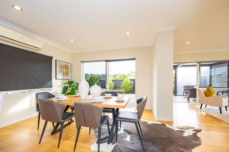 Photo of property in 21 Hornbill Drive, Fairview Heights, Auckland, 0632