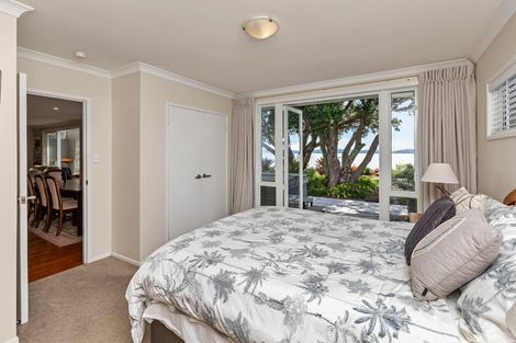 Photo of property in 22 Karoro Road, One Tree Point, 0118