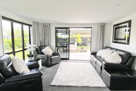 Photo of property in 13 Colebrook Drive, Rolleston, 7614