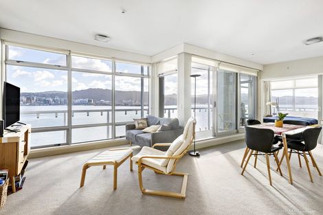 Photo of property in The Capital, 32/370 Oriental Parade, Oriental Bay, Wellington, 6011