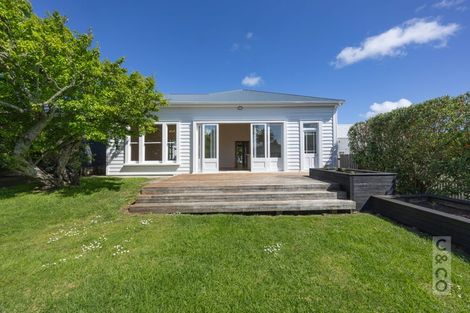 Photo of property in 28 Rata Street, Helensville, 0800