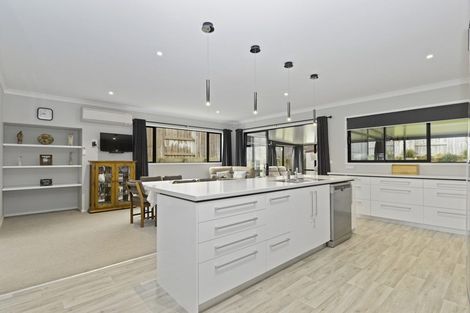 Photo of property in 17 Meadowview Drive, Morrinsville, 3300