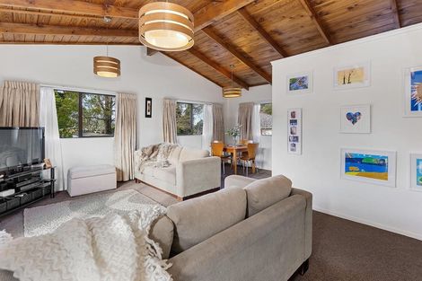 Photo of property in 29 Tirimoana Road, Te Atatu South, Auckland, 0602