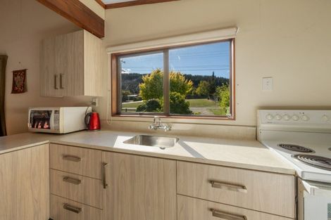 Photo of property in 5 Newcastle Street, Clyde, 9330