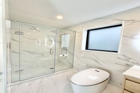 Photo of property in 7/6 Woodhouse Place, West Harbour, Auckland, 0618
