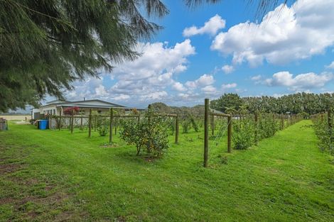Photo of property in 10 Tui Glen Drive, Levin, 5571